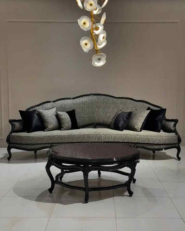 Classic-sofa-star-model1-768x960